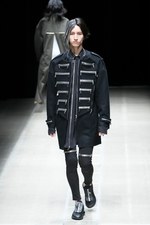 アクオド バイ チャヌ 2018年秋冬コレクション - クラシックに切り込みを入れ、変化を求める｜写真2