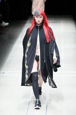 アクオド バイ チャヌ 2018年秋冬コレクション - クラシックに切り込みを入れ、変化を求める｜写真12