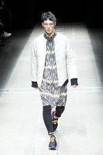 アクオド バイ チャヌ 2018年秋冬コレクション - クラシックに切り込みを入れ、変化を求める｜写真20