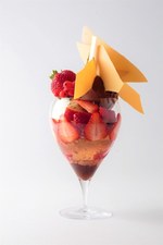 「パティスリー＆カフェ デリーモ」東京ミッドタウン日比谷にオープン - フードを拡充、限定パフェも｜写真1