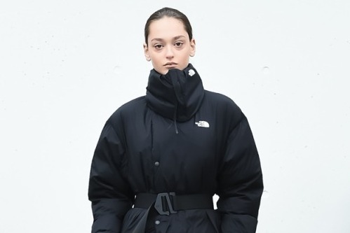 HYKE(ハイク) 2018年秋冬コレクション - ミリタリークロージングに新鮮な解釈を加えて