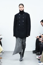 HYKE(ハイク) 2018年秋冬コレクション - ミリタリークロージングに新鮮な解釈を加えて｜写真2