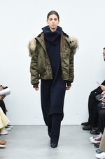 HYKE(ハイク) 2018年秋冬コレクション - ミリタリークロージングに新鮮な解釈を加えて｜写真16