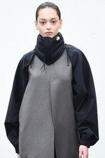 HYKE(ハイク) 2018年秋冬コレクション - ミリタリークロージングに新鮮な解釈を加えて｜写真22