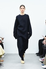 HYKE(ハイク) 2018年秋冬コレクション - ミリタリークロージングに新鮮な解釈を加えて｜写真32