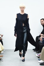 HYKE(ハイク) 2018年秋冬コレクション - ミリタリークロージングに新鮮な解釈を加えて｜写真33