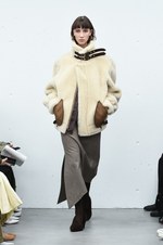 HYKE(ハイク) 2018年秋冬コレクション - ミリタリークロージングに新鮮な解釈を加えて｜写真45