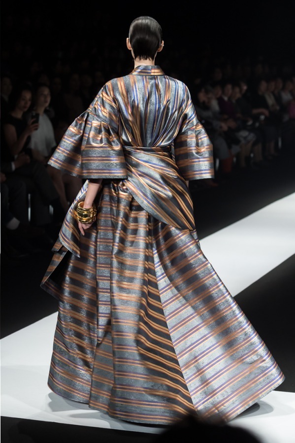 タエ アシダ 2018-19年秋冬<span>コレクション</span> - 写真25