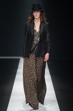 タエ アシダ 2018年秋冬コレクション - ただドレッシーなだけではない、独創的な女性像｜写真60