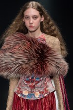 タエ アシダ 2018年秋冬コレクション - ただドレッシーなだけではない、独創的な女性像｜写真64