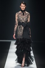 タエ アシダ 2018年秋冬コレクション - ただドレッシーなだけではない、独創的な女性像｜写真77