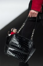 タエ アシダ 2018年秋冬コレクション - ただドレッシーなだけではない、独創的な女性像｜写真14