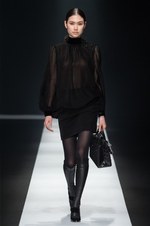 タエ アシダ 2018年秋冬コレクション - ただドレッシーなだけではない、独創的な女性像｜写真26