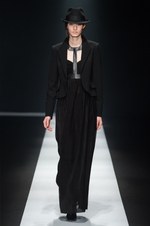 タエ アシダ 2018年秋冬コレクション - ただドレッシーなだけではない、独創的な女性像｜写真28