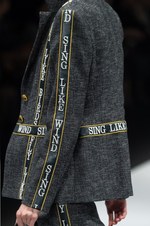 タエ アシダ 2018年秋冬コレクション - ただドレッシーなだけではない、独創的な女性像｜写真43