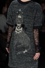 タエ アシダ 2018年秋冬コレクション - ただドレッシーなだけではない、独創的な女性像｜写真49