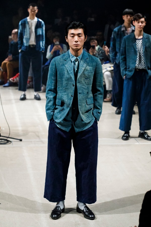 クオン 2018-19年秋冬<span>コレクション</span> - 写真27