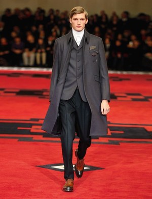 プラダ(PRADA) 2012-13年秋冬メンズコレクション - 権力と威厳を込めた新しいスタイル｜写真3