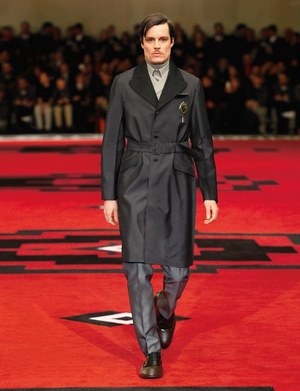 プラダ(PRADA) 2012-13年秋冬メンズコレクション - 権力と威厳を込めた新しいスタイル｜写真9