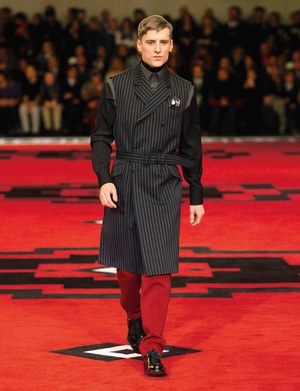 プラダ(PRADA) 2012-13年秋冬メンズコレクション - 権力と威厳を込めた新しいスタイル｜写真15
