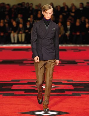プラダ(PRADA) 2012-13年秋冬メンズコレクション - 権力と威厳を込めた新しいスタイル｜写真23
