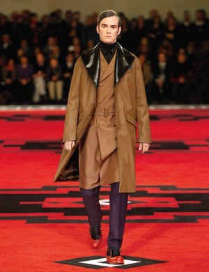 プラダ(PRADA) 2012-13年秋冬メンズコレクション - 権力と威厳を込めた新しいスタイル｜写真25
