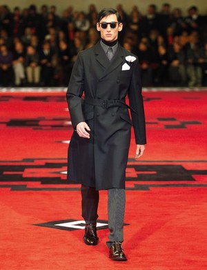 プラダ(PRADA) 2012-13年秋冬メンズコレクション - 権力と威厳を込めた新しいスタイル｜写真26