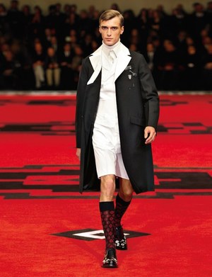 プラダ(PRADA) 2012-13年秋冬メンズコレクション - 権力と威厳を込めた新しいスタイル｜写真35