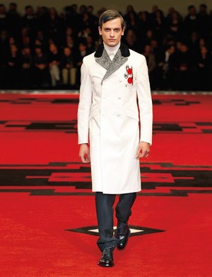 プラダ(PRADA) 2012-13年秋冬メンズコレクション - 権力と威厳を込めた新しいスタイル｜写真37