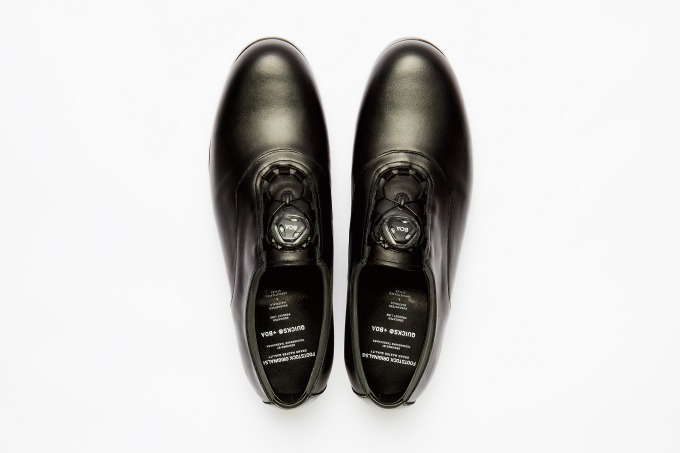 フットストック・オリジナルズの新作メンズシューズ、着脱簡単なミリタリー仕様の靴ひも｜写真2