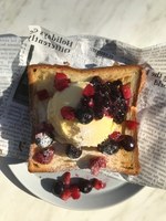 カフェ「アンドコーヒーメゾンカイザー」阪急三番街店に関西初出店、お好み焼きイメージの限定サンドも｜写真8