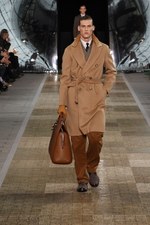 ルイ・ヴィトン 2012-13年秋冬メンズ・コレクション - 西洋のスタイルに日本の伝統を融合｜写真1