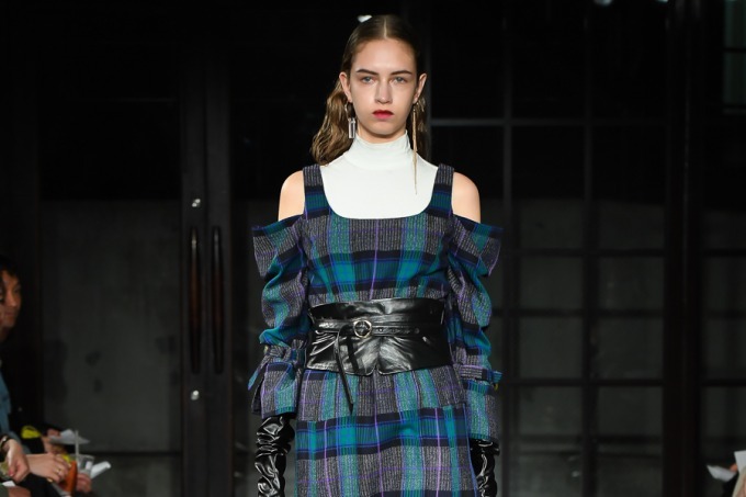 2018-19年秋冬東京コレクション｜ステア 2018-19年秋冬コレクション - 白黒映画の中で香る鮮明な女性らしさ