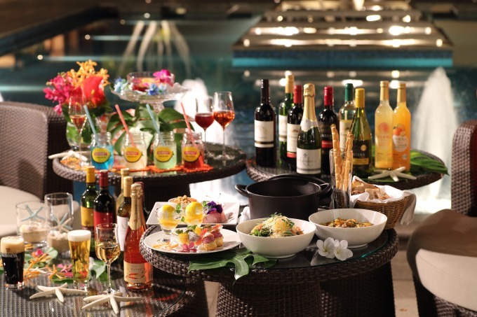 ホテル ラ・スイート神戸ハーバーランドのワイン ビアガーデン、神戸港の夜景と楽しむお酒とフレンチ｜写真1