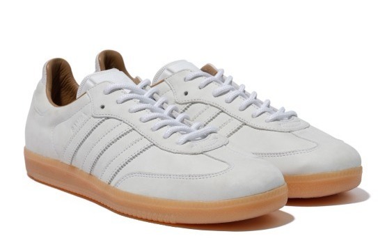 アディダス オリジナルス×エディフィス・ユナイテッドアローズ・エミのスニーカー「サンバ」名作を刷新