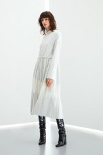 タロウ ホリウチ 2018-19年秋冬コレクション - 絨毯から見えた近未来のランドスケープ｜写真7