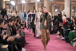 Y/プロジェクト(Y/PROJECT) 2018-19年秋冬ウィメンズコレクション  - 写真42