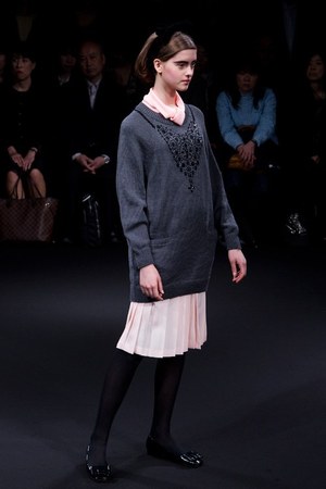 ヒロミチナカノ 2012-13年秋冬コレクション - 遊び心の効いたフレンチクラシック｜写真40
