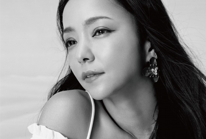 安室奈美恵 h&m ピアス - メルカリ