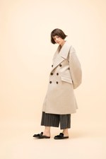 ローブス＆コンフェクションズ 2018年秋冬コレクション - セクシーなスーツを現代女性たちに｜写真11