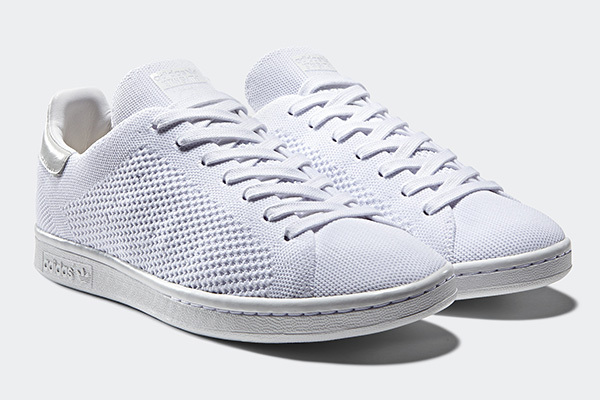 アディダス オリジナルスから純白の「スタンスミス」全パーツをホワイトで統一