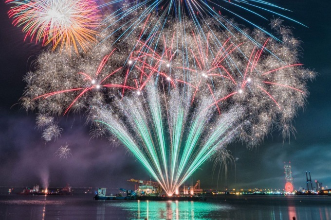 「泉州 光と音の夢花火」