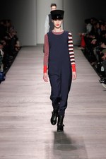 マーク BY マーク ジェイコブス 2012-13年秋冬コレクション - 冬をエレガントに彩るクラシックスタイル｜写真9