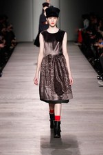 マーク BY マーク ジェイコブス 2012-13年秋冬コレクション - 冬をエレガントに彩るクラシックスタイル｜写真20