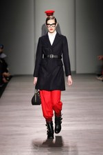 マーク BY マーク ジェイコブス 2012-13年秋冬コレクション - 冬をエレガントに彩るクラシックスタイル｜写真34