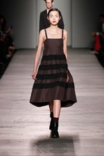 マーク BY マーク ジェイコブス 2012-13年秋冬コレクション - 冬をエレガントに彩るクラシックスタイル｜写真44