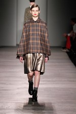 マーク BY マーク ジェイコブス 2012-13年秋冬コレクション - 冬をエレガントに彩るクラシックスタイル｜写真50