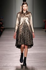 マーク BY マーク ジェイコブス 2012-13年秋冬コレクション - 冬をエレガントに彩るクラシックスタイル｜写真57