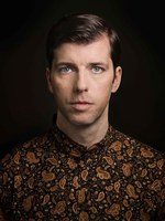 sacai × DJ Dixonのパーティーが表参道VENTで、限定コラボプルオーバー発売｜写真1