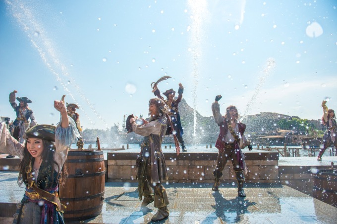 東京ディズニーリゾート夏イベント - ディズニー夏祭り＆パイレーツ・サマー、新ナイトショー｜写真15